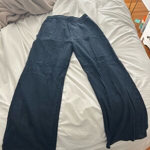 Brandy Melville Navy Sweatpants - never worn